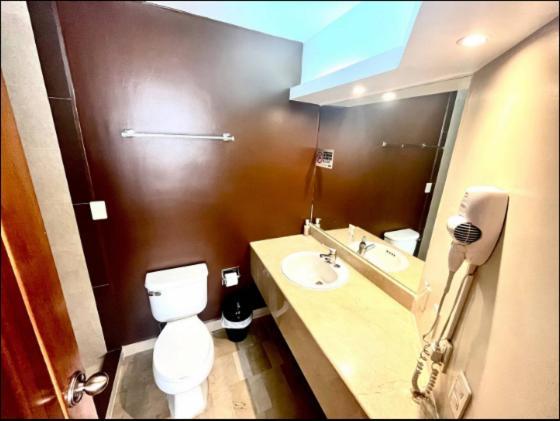 1420 Lujosa Habitacion - Hotel Akros Quito Zewnętrze zdjęcie