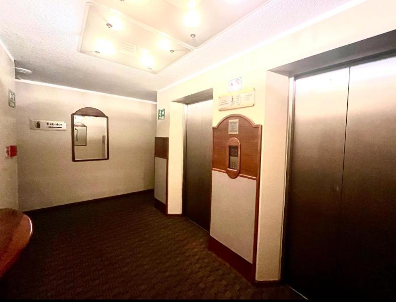 1420 Lujosa Habitacion - Hotel Akros Quito Zewnętrze zdjęcie