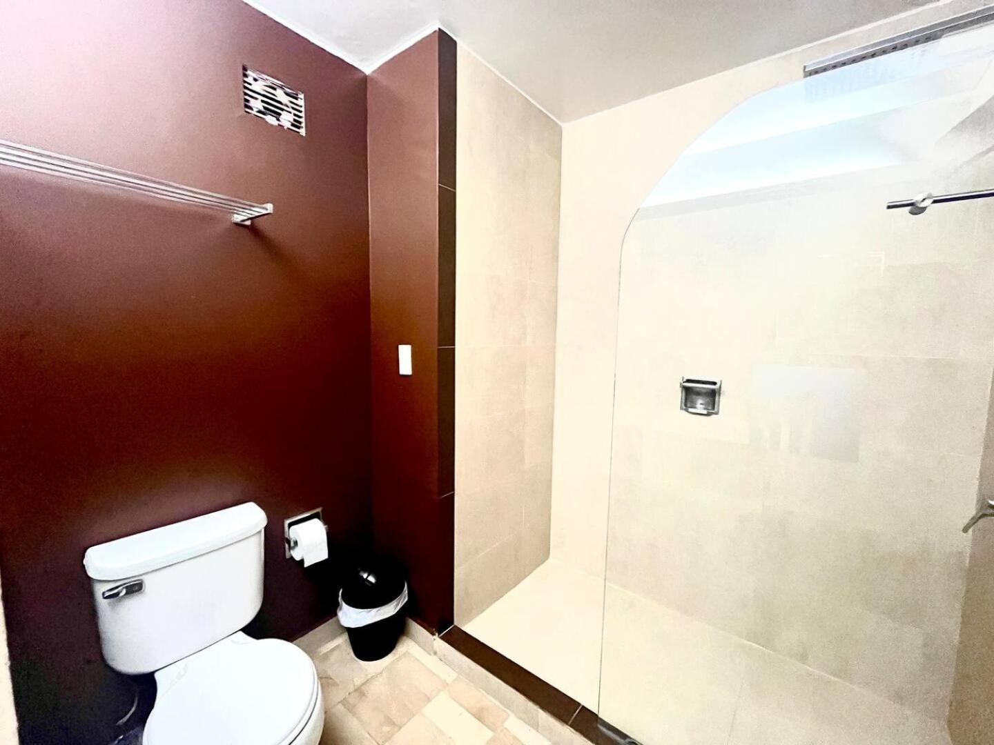 1420 Lujosa Habitacion - Hotel Akros Quito Zewnętrze zdjęcie