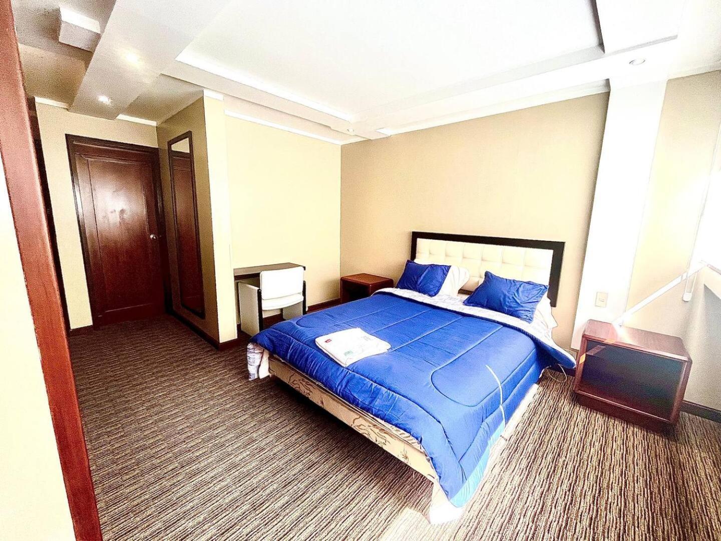 1420 Lujosa Habitacion - Hotel Akros Quito Zewnętrze zdjęcie